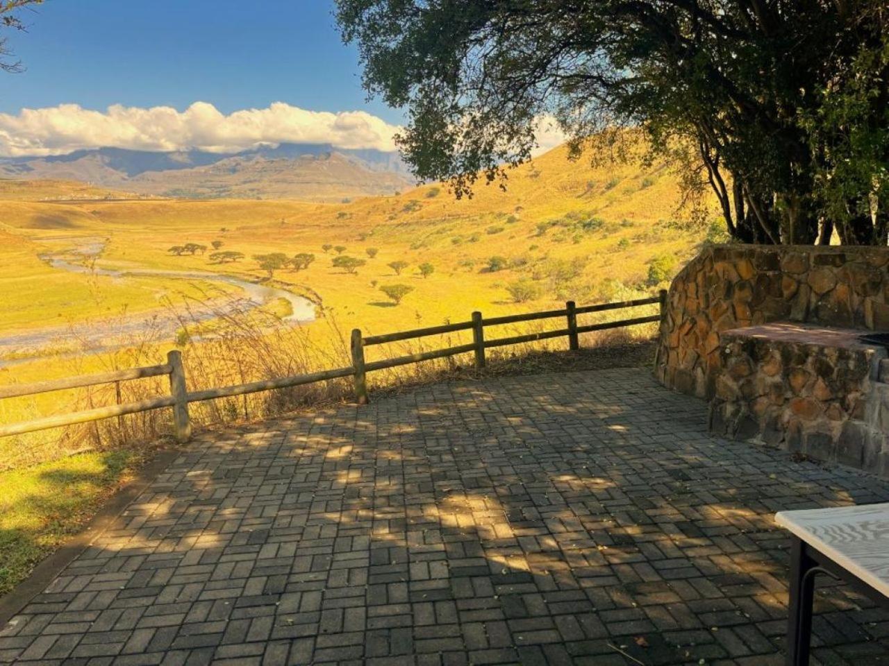 Hlalanathi Drakensberg Resort Bergville Εξωτερικό φωτογραφία